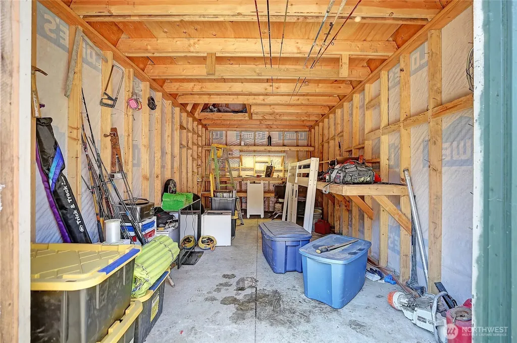 2784 El Camano Street Camano Island WA 98282