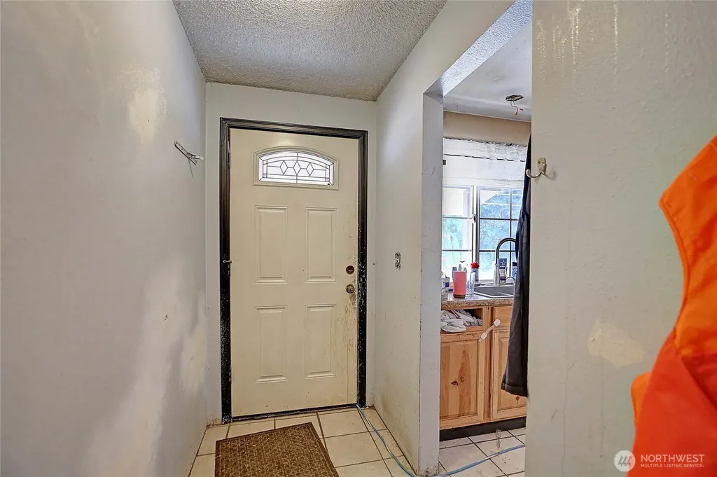 2784 El Camano Street Camano Island WA 98282