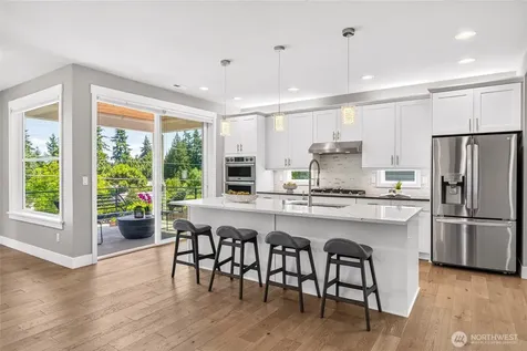 17051 8th Avenue NE Shoreline WA 98155
