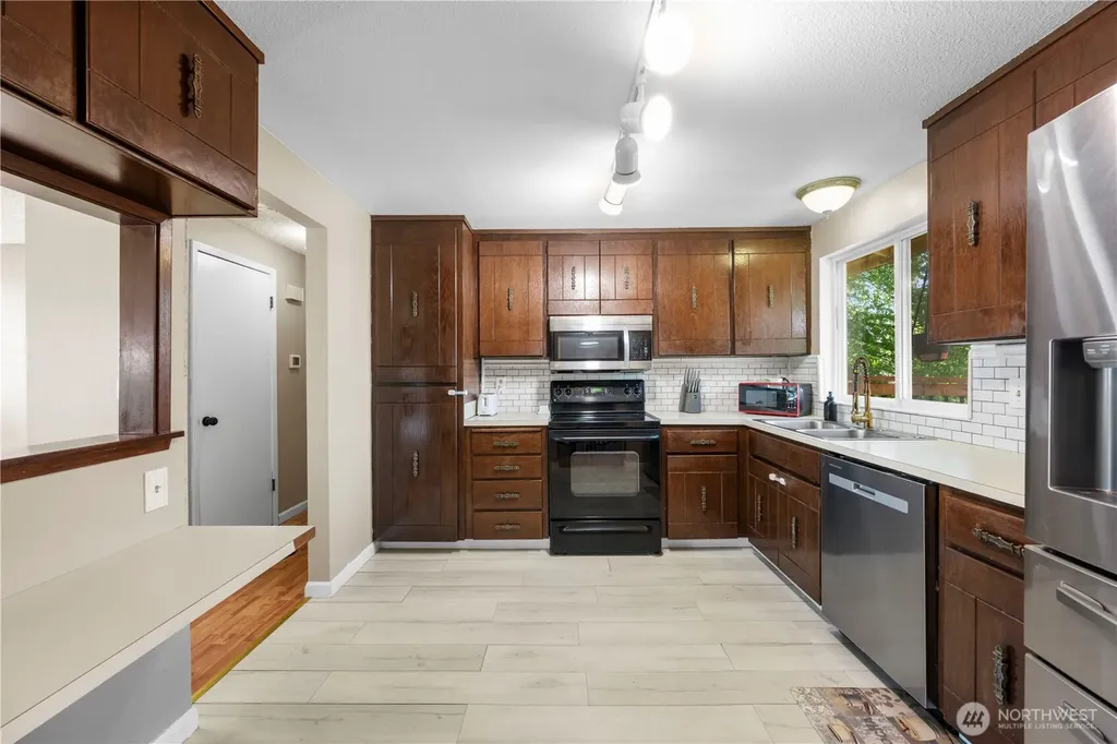 6201 98th Street NE Marysville WA 98270
