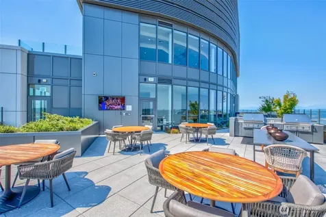 2510 6th Avenue Seattle WA 98121