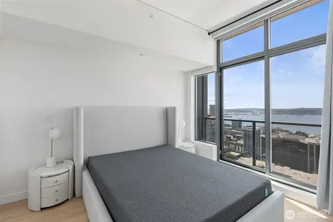 2510 6th Avenue Seattle WA 98121