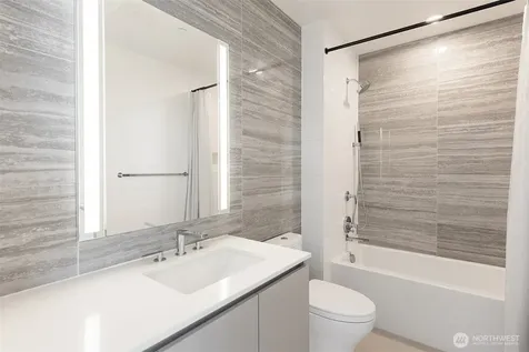 2510 6th Avenue Seattle WA 98121