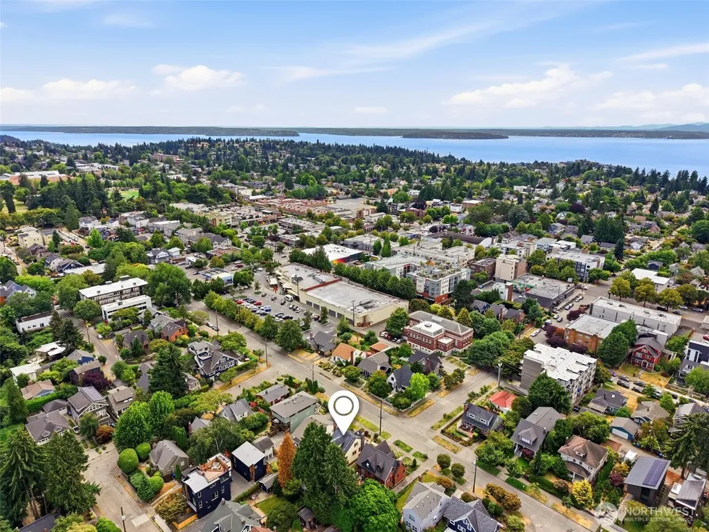 2316 41st Avenue SW Seattle WA 98116