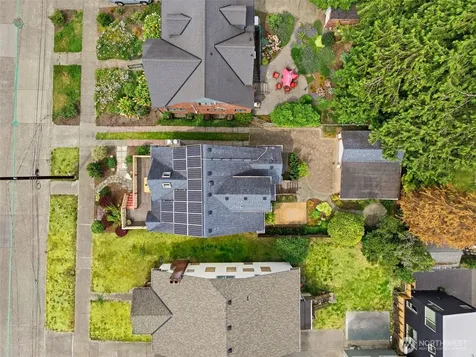 2316 41st Avenue SW Seattle WA 98116