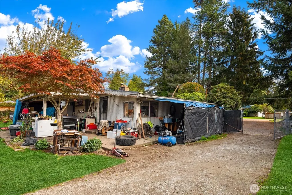 13205 158th Avenue SE Renton WA 98059