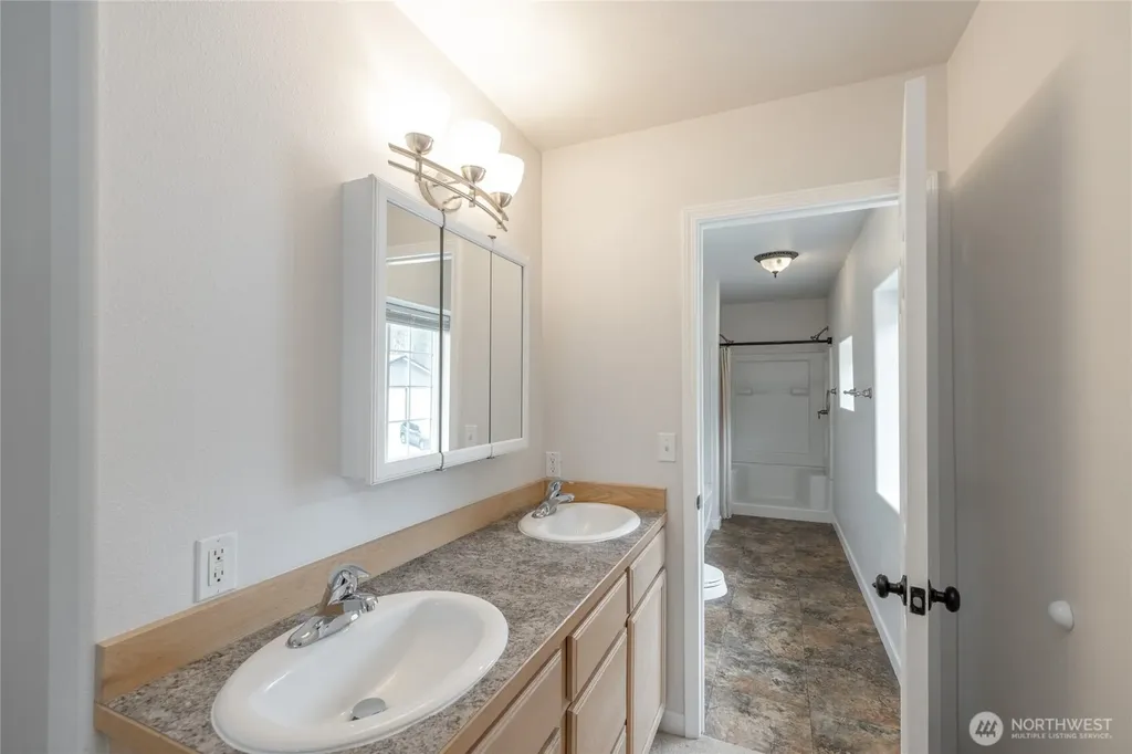 652 Diamond Drive Newport WA 99156