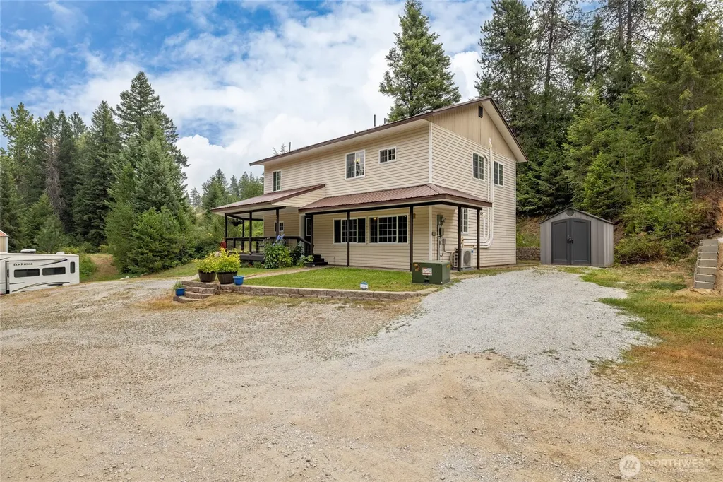 652 Diamond Drive Newport WA 99156
