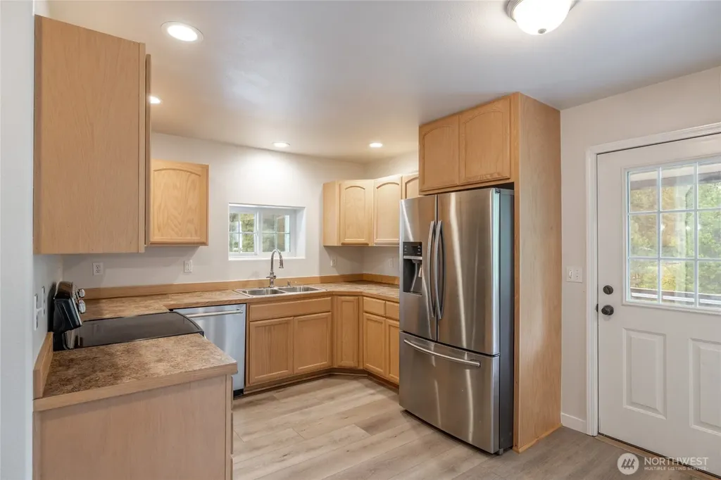 652 Diamond Drive Newport WA 99156