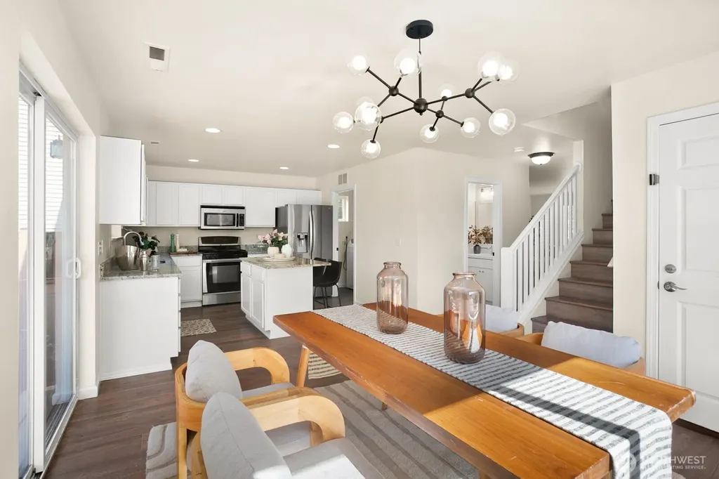 33828 SE Odell Street Snoqualmie WA 98065