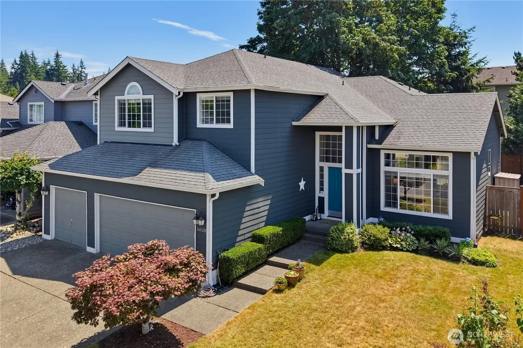5620 Evergreen Loop SE Auburn WA 98092