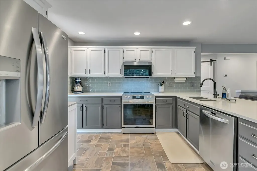 5620 Evergreen Loop SE Auburn WA 98092