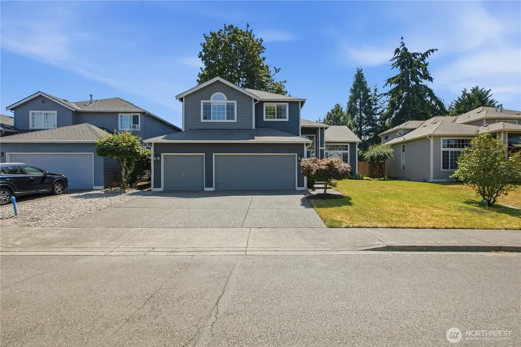 5620 Evergreen Loop SE Auburn WA 98092