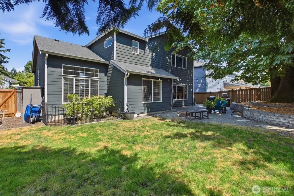 5620 Evergreen Loop SE Auburn WA 98092