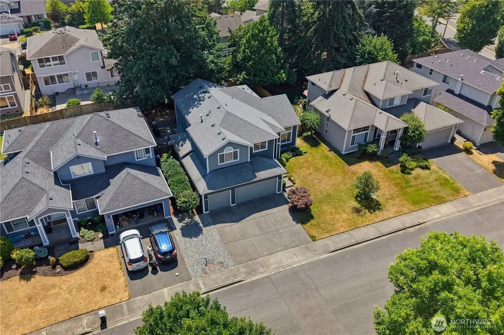5620 Evergreen Loop SE Auburn WA 98092