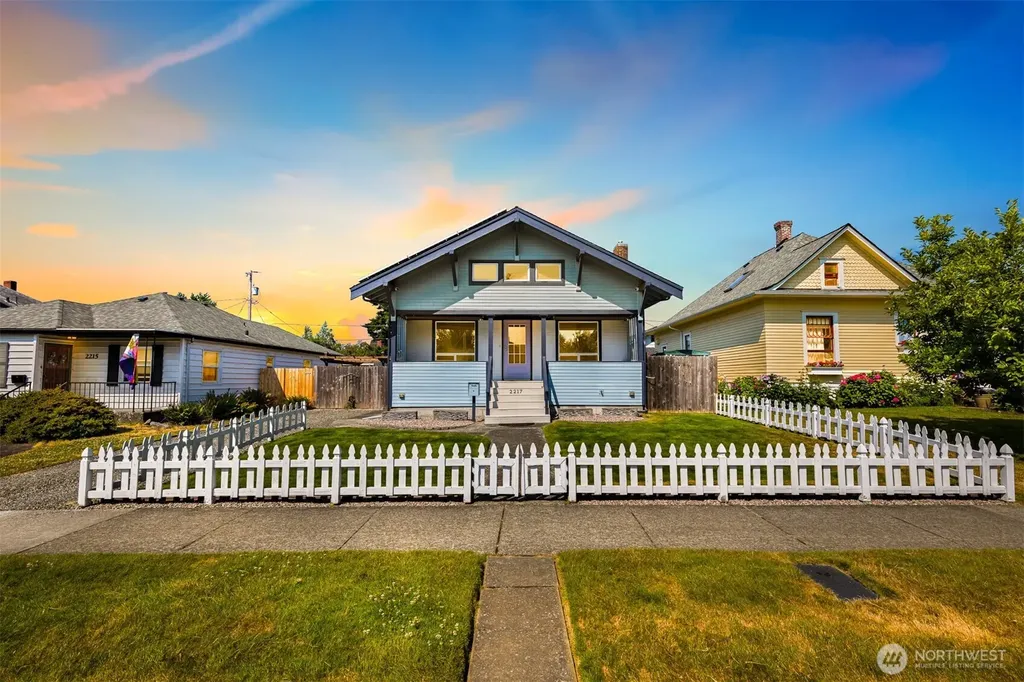 2217 Lynn Street Bellingham WA 98225