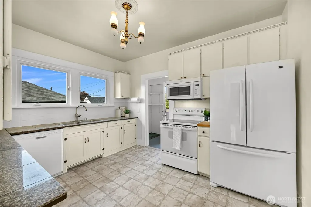 2217 Lynn Street Bellingham WA 98225