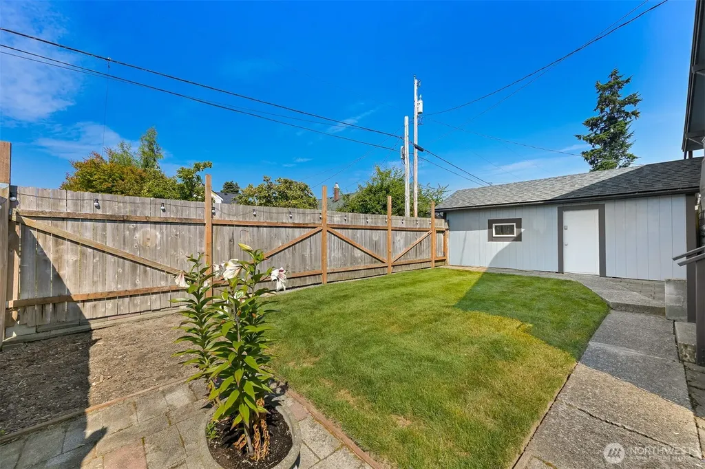 2217 Lynn Street Bellingham WA 98225
