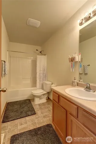 29704 SE 217th Pl SE Kent WA 98042