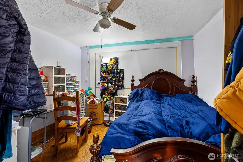 9344 52nd Avenue S Seattle WA 98118