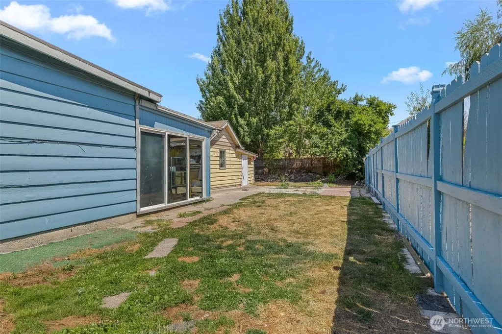 9344 52nd Avenue S Seattle WA 98118