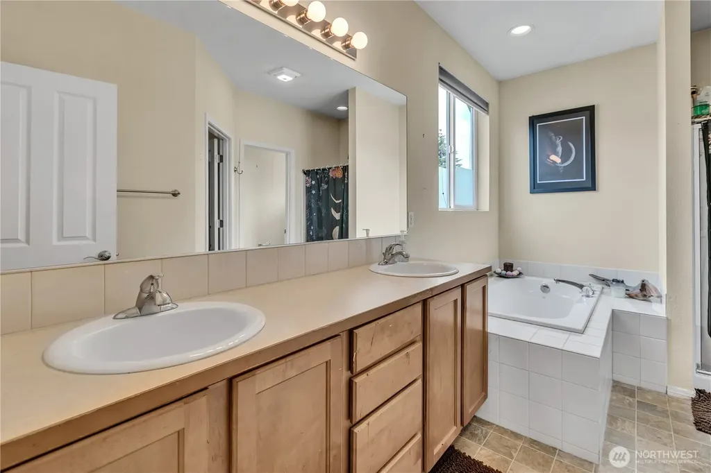 5240 54th Avenue SE Lacey WA 98503