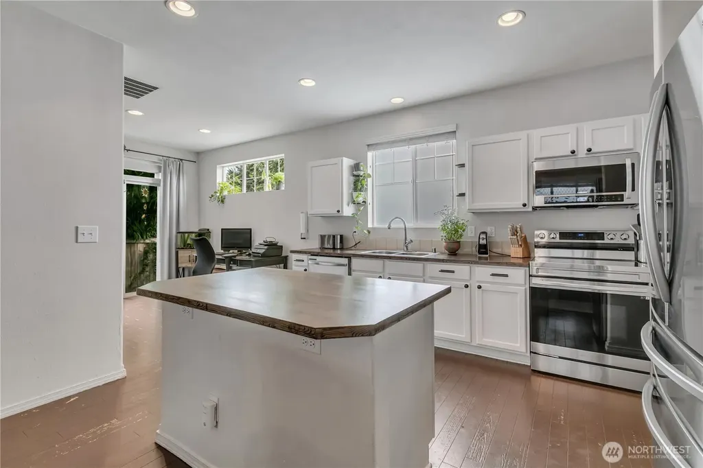 5240 54th Avenue SE Lacey WA 98503