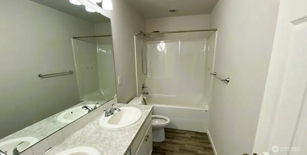 19541 136th Street E Bonney Lake WA 98391