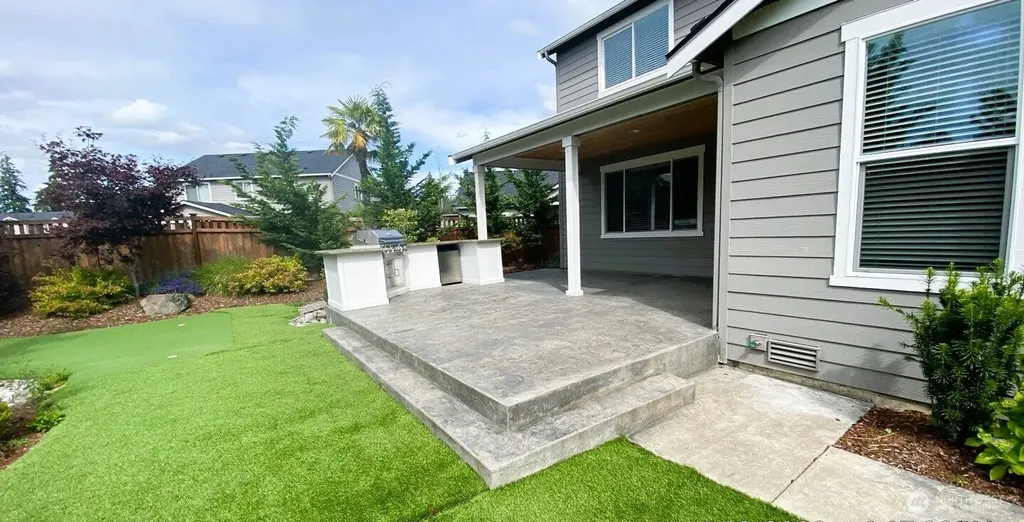 19541 136th Street E Bonney Lake WA 98391