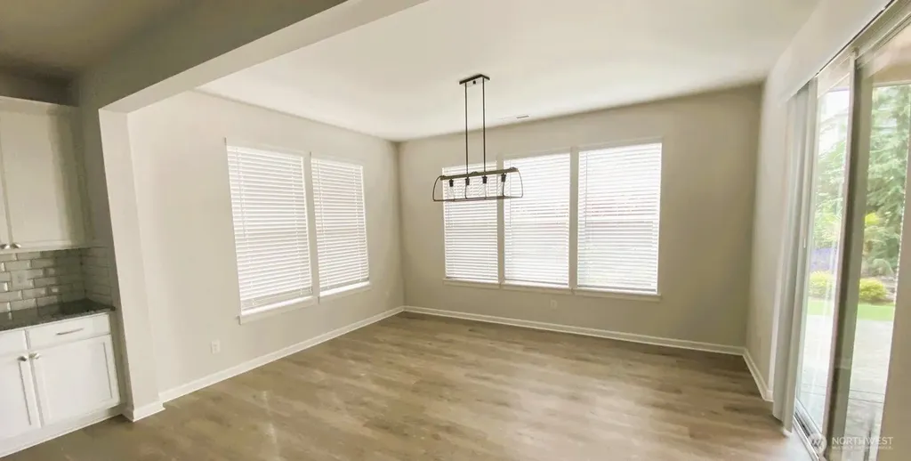 19541 136th Street E Bonney Lake WA 98391