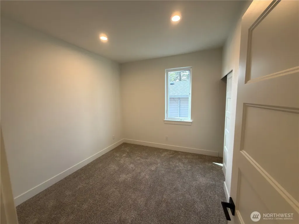 10528 13th Avenue W Everett WA 98204