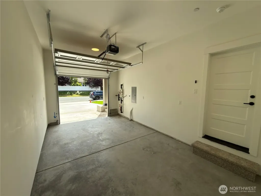 10528 13th Avenue W Everett WA 98204