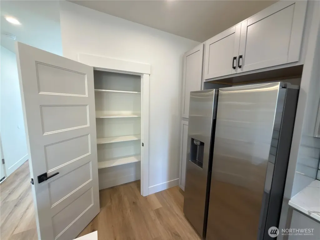 10528 13th Avenue W Everett WA 98204