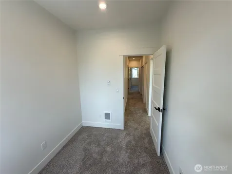 10528 13th Avenue W Everett WA 98204