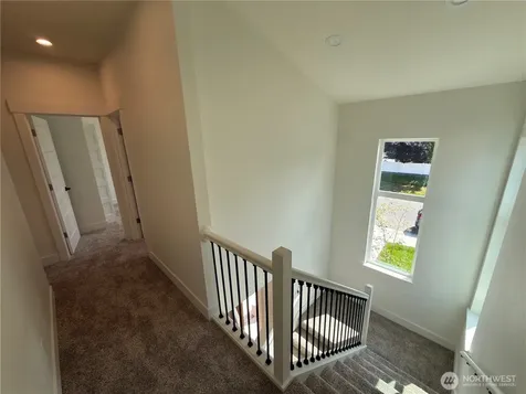 10528 13th Avenue W Everett WA 98204