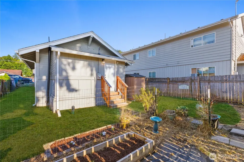 803 N Pacific Avenue Kelso WA 98626