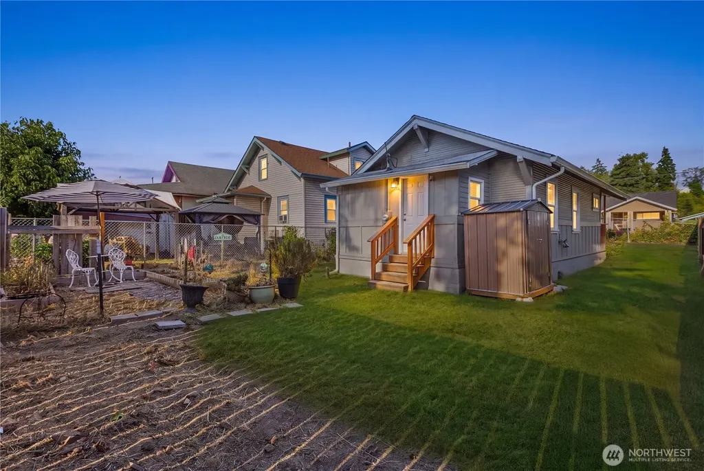803 N Pacific Avenue Kelso WA 98626
