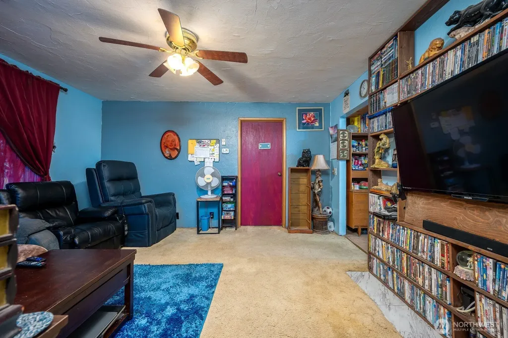 505 Hawthorne Street Kelso WA 98626