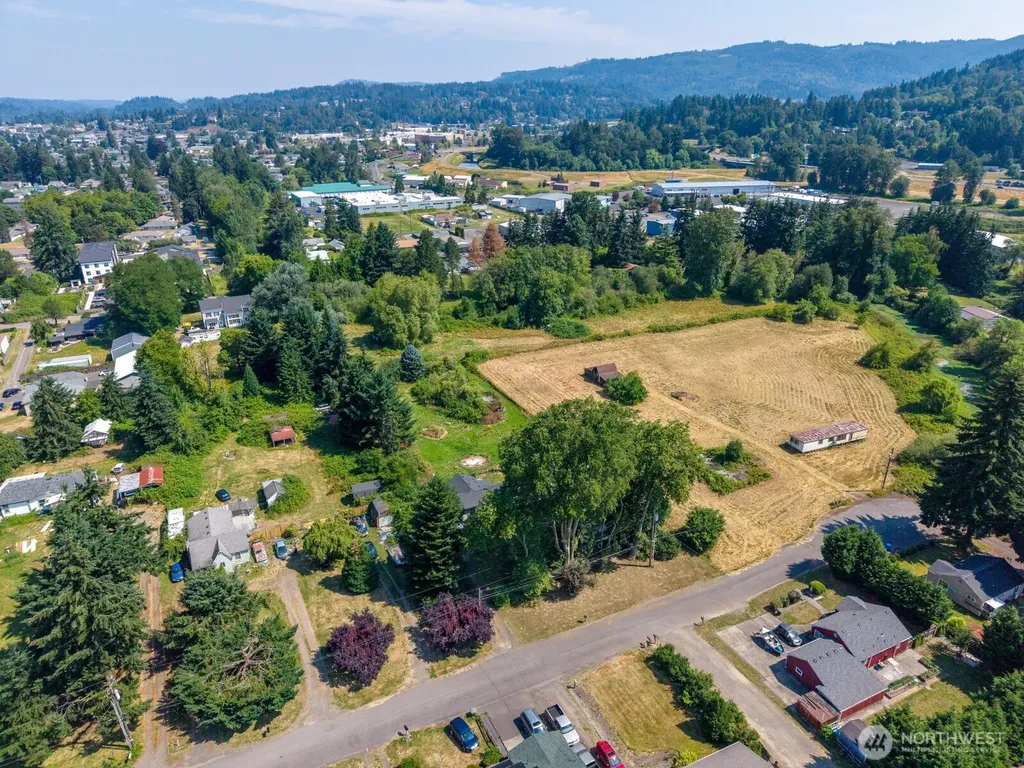 505 Hawthorne Street Kelso WA 98626