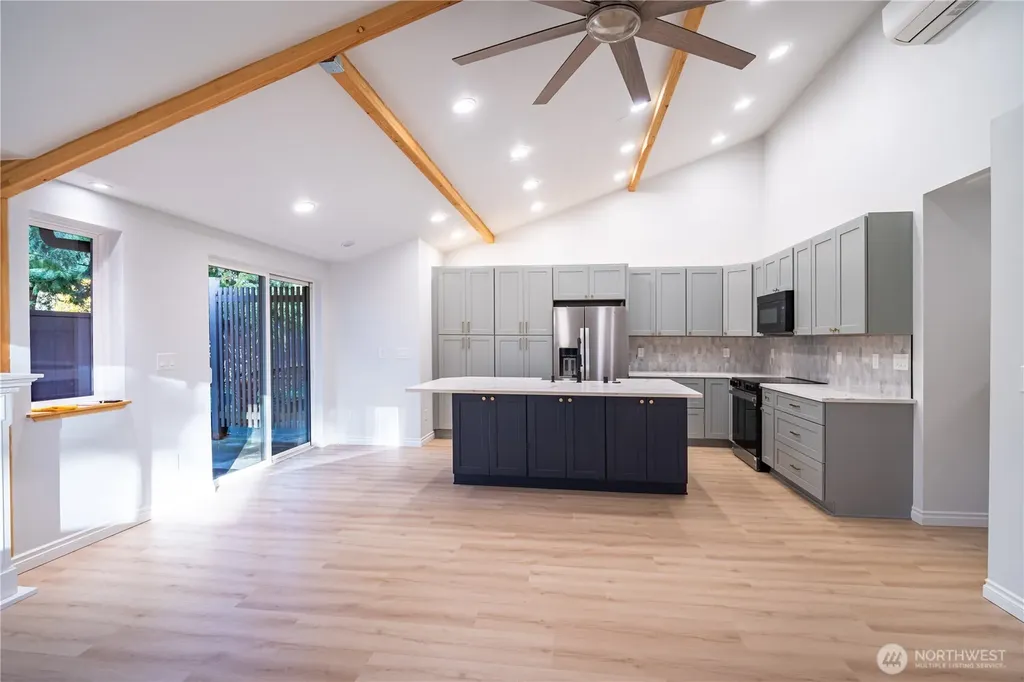 2802 Garden Court Steilacoom WA 98388