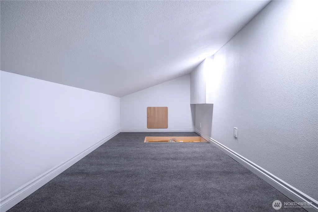 2802 Garden Court Steilacoom WA 98388