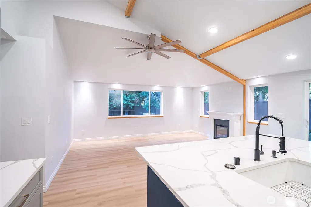 2802 Garden Court Steilacoom WA 98388