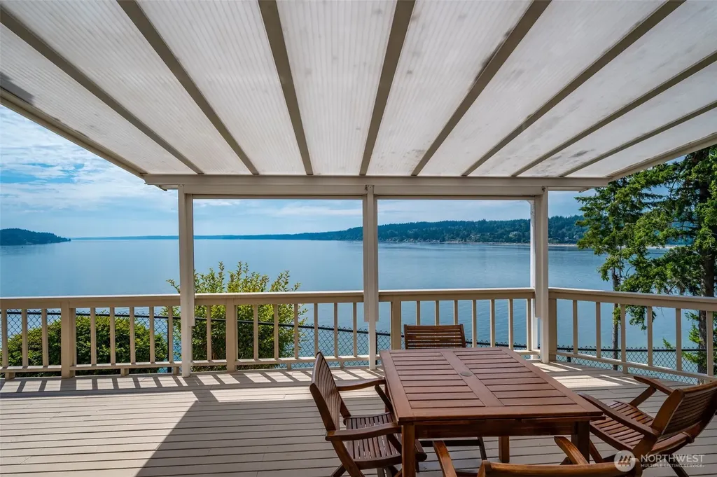 13112 Purdy Drive NW Gig Harbor WA 98332