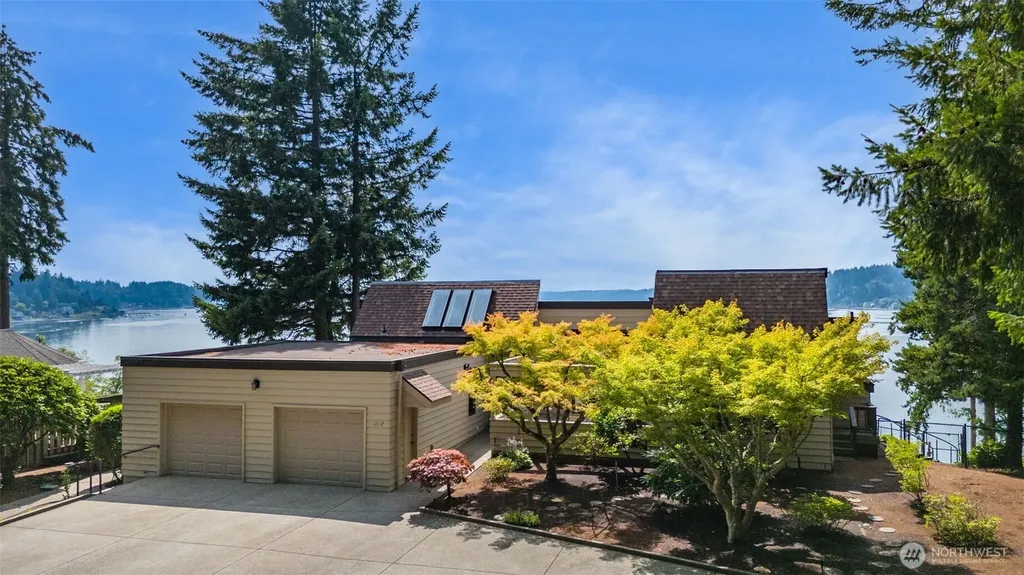 13112 Purdy Drive NW Gig Harbor WA 98332