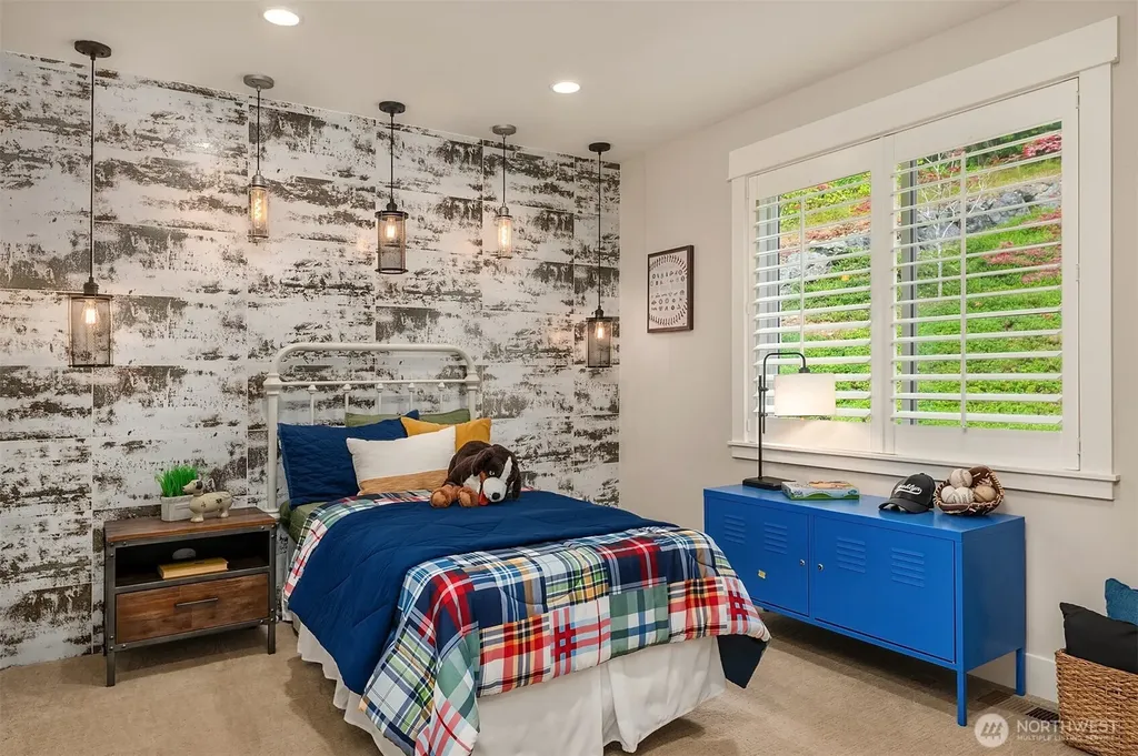 867 224th Avenue NE Sammamish WA 98074