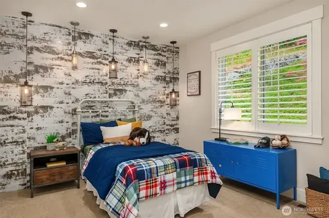 867 224th Avenue NE Sammamish WA 98074