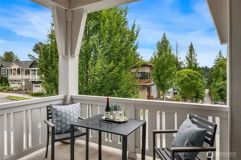 867 224th Avenue NE Sammamish WA 98074