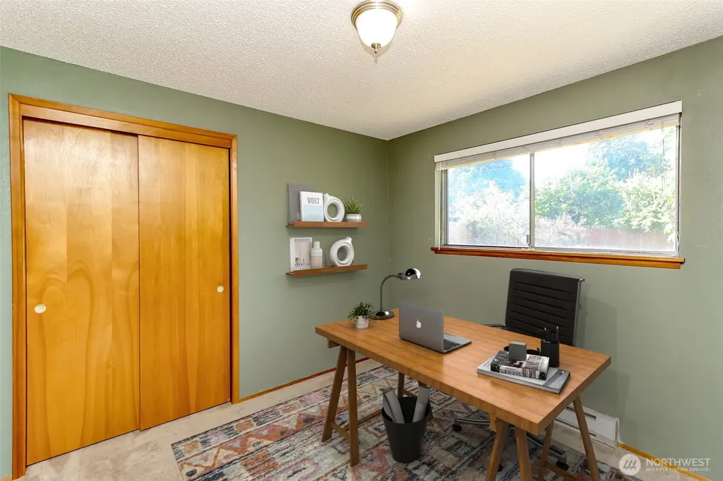 2501 64th Avenue NE Tacoma WA 98422