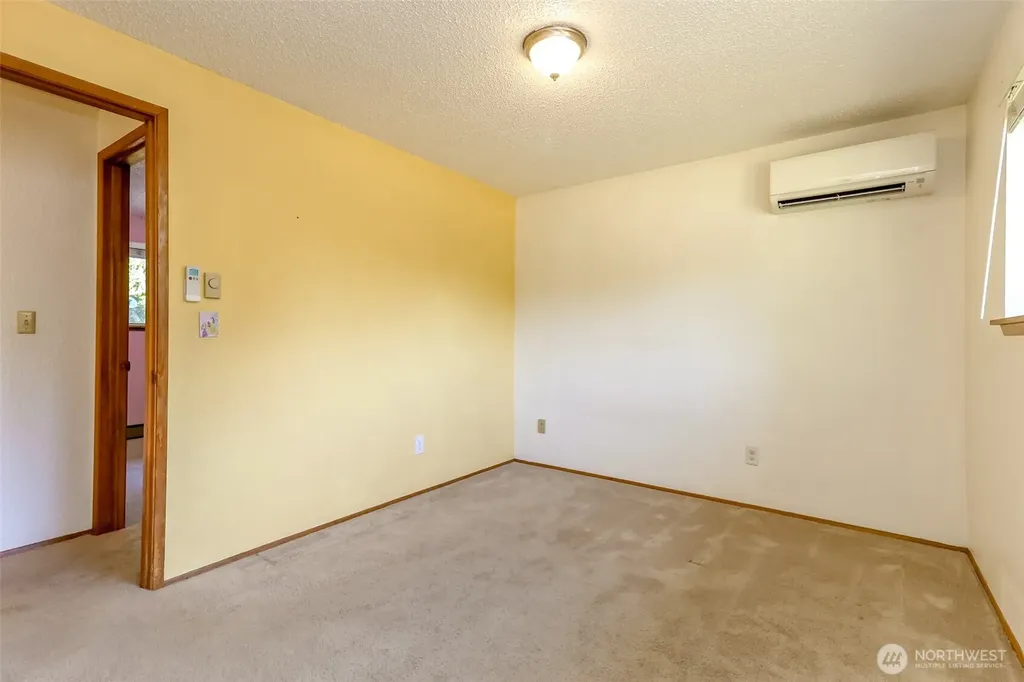 2501 64th Avenue NE Tacoma WA 98422