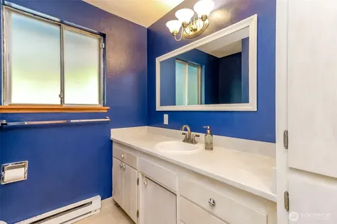 2501 64th Avenue NE Tacoma WA 98422